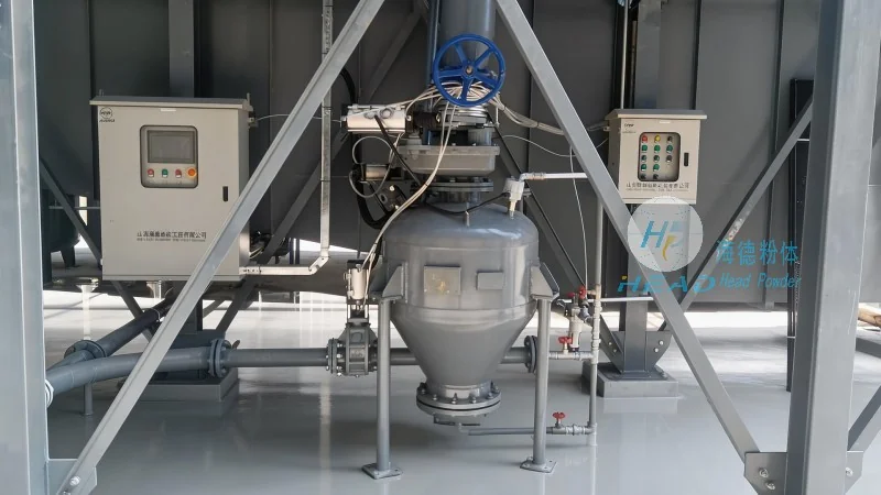 Tampere, Finland: Plastic Resin Powder Hopper, Pomp en Pneumatische Transportproject Tampere, Finland: Plastic Resin Powder Hopper, Pomp en Pneumatische Transportproject